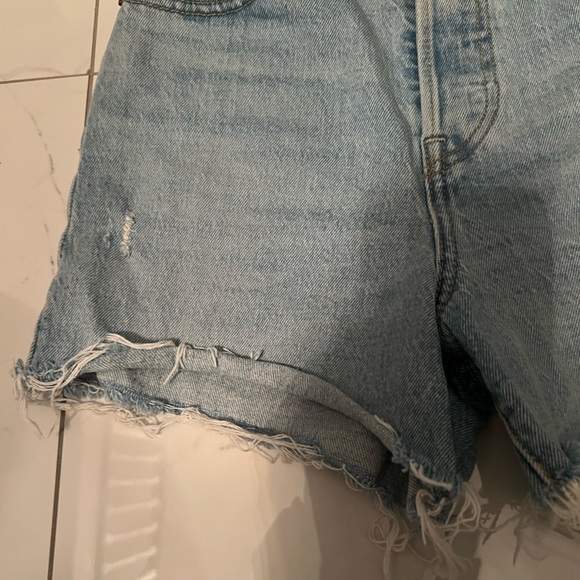 Levi’s ribcage shorts - Picture 4 of 7